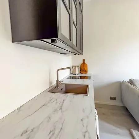 Lumignon Centre With Free Parking Spot Apartment *